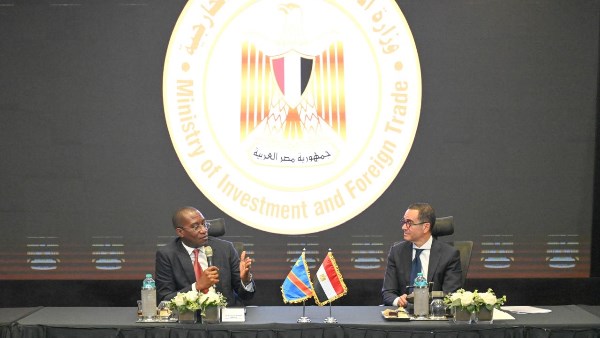 وزير الاستثمار يستقبل نائب رئيس الوزراء الكونغو