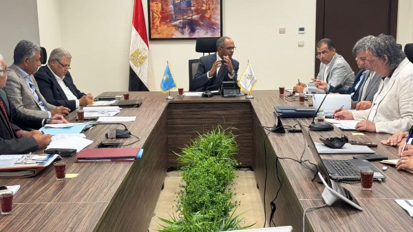 نائب وزير الإسكان يتابع موقف عددٍ من مشروعات مياه الشرب والصرف الصحى على مستوى الجمهورية