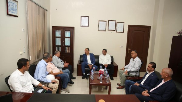 وزير قطاع الأعمال 
