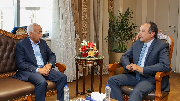 المهندس محمد شيمي وزير قطاع الأعمال العام 