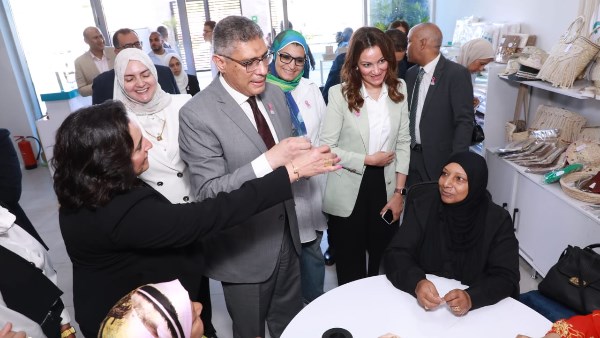 محافظ الجيزة يتفقد مستشفى 