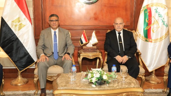 محافظ الجيزة يزور رئيس هيئة النيابة الإدارية