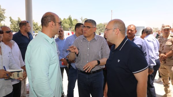 محافظ الجيزة يكلف بسرعة التشغيل التجريبي لموقف السرفيس الحضاري بالصف