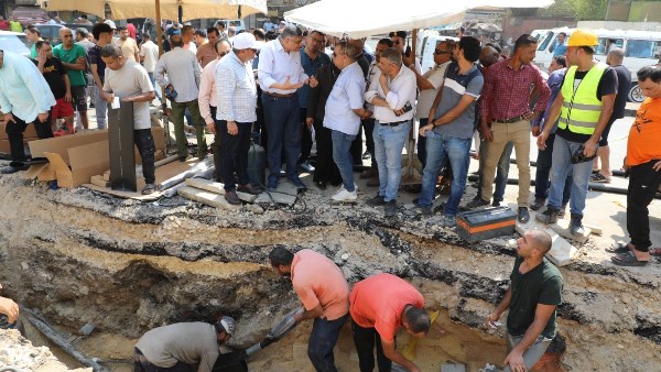 محافظ الجيزة يتابع ميدانياً أعمال إصلاح العطل الطارئ بالكابل الكهربائي الأرضي بساقية مكي