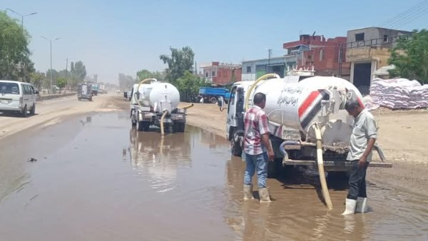 سحب مياه الأمطار من شوارع المنوفية 