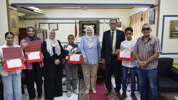 تعليم بني سويف تكرم الطلاب الفائزين في مسابقتين على مستوى الجمهورية