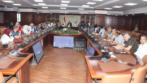 نائب محافظ بني سويف يتابع تنفيذ مشروعات حياة كريمة بقرى مركزي ببا وناصر