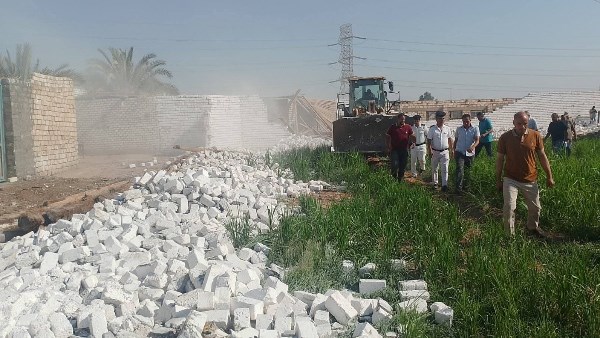الموجة 26.. إزالة 683 حالة تعدٍ على الأراضي الزراعية وأملاك الدولة بالمنيا