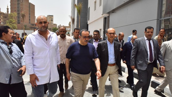 محافظ أسيوط يفتتح مبنى العيادات الخارجية ضمن مستشفى منفلوط المركزي