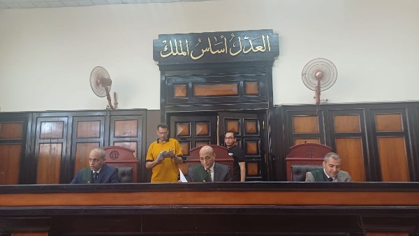 هيئة الدائرة الحادية عشر بمحكمة جنايات أسيوط