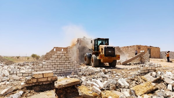 إزالة التعديات بأسيوط 