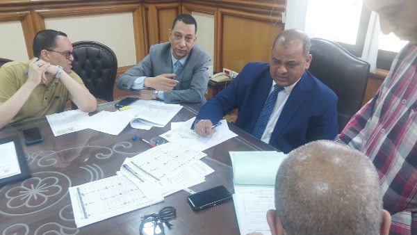 لجنة تلقى طلبات الترشح بقنا