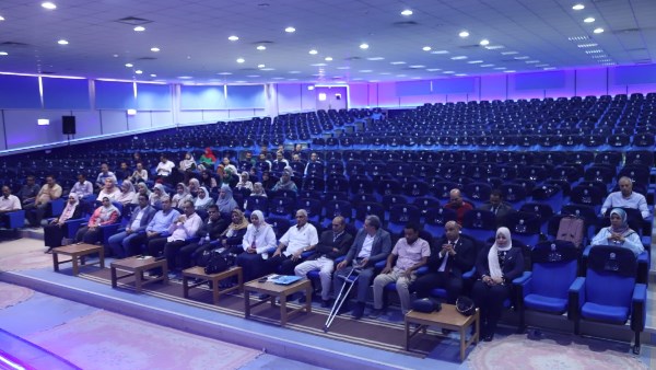 مؤتمر بجامعة جنوب الوادى