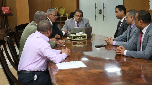 اجتماع جامعة جنوب الوادى 