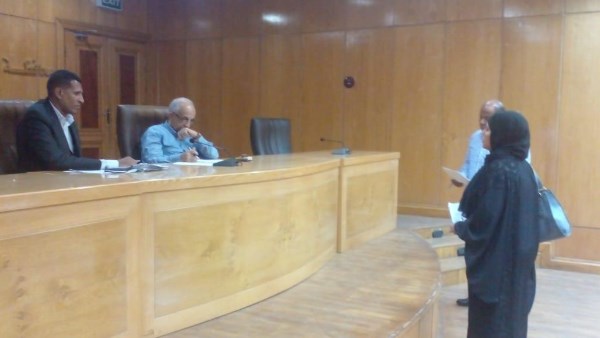 سكرتير الأقصر يبحث 39 طلب وشكوى خلال لقاء اليوم المفتوح