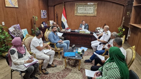 سكرتير مساعد الأقصر يترأس اجتماع لجنة الإشراف على المواقف