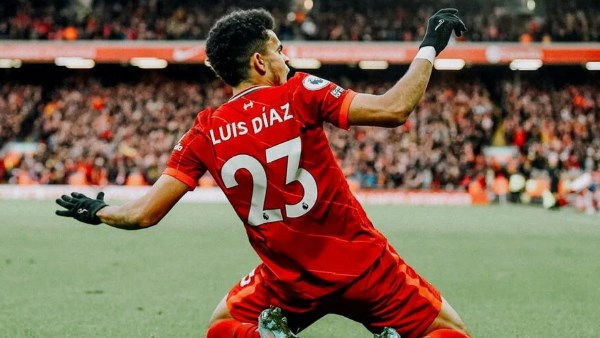 الظهور الأول لـ دياز.. بايرن ميونخ يفوز على ليون وديا