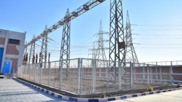 كهرباء الوادى الجديد: مناورة لتشغيل الخدمة بالتناوب بالفرافرة لحل مشكلة قطع التيار