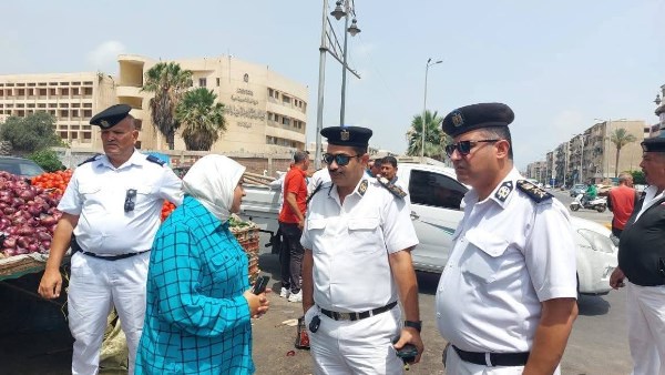 حملات إزالة الاشغالات بضواحي بورسعيد 