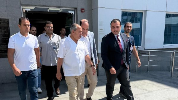 دعم كامل لوحدة المسح الذري.. محافظ بورسعيد يتفقد مستشفى النصر التخصصي ويشيد بمستوى الخدمة|صور