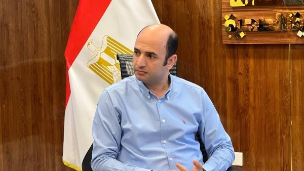 مدير رعاية بورسعيد الصحية داخل أحمد حسن 