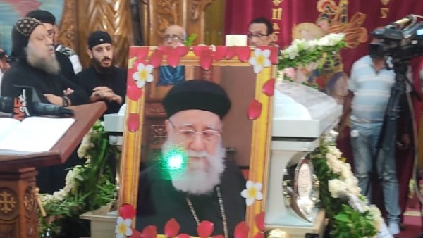 بورسعيد| قداس جنازة القمص بطرس الجبلاوي بطل المقاومة الشعبية بكنيسة مارجرجس