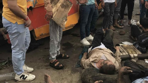 20 مصابًا في تصادم سيارة نقل بأتوبيس عمال جنوب بورسعيد