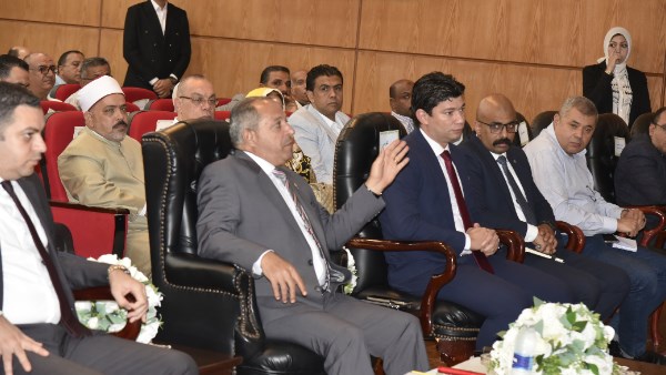 محافظ بورسعيد: نقف على مسافة واحدة من جميع المرشحين لمجلس الشيوخ