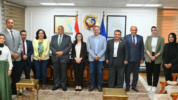 وفد وزارة التنمية المحلية 