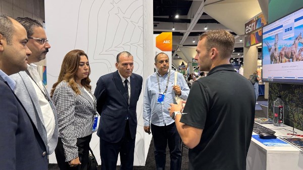 وزيرة التنمية المحلية 