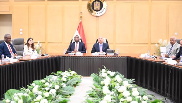 لقاء اليوم 