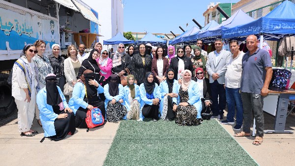 خلال زيارتها لمحافظة البحيرة.. المستشارة أمل عمار تتفقد مشغل البحراوية