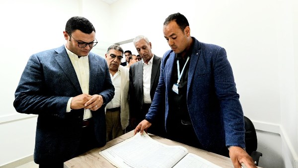 وزير الإسكان ومحافظ الدقهلية يفتتحان مركز خدمة عملاء مياه الشرب بمدينة نبروه