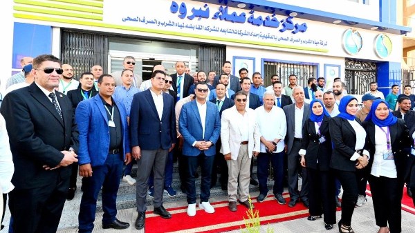 وزير الإسكان ومحافظ الدقهلية يتفقدان محطة مياه شرب نبروه بطاقة ٣٤ ألف َم٣/يوم