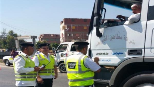الداخلية تضبط 127 ألف مخالفة مرورية فى يوم واحد
