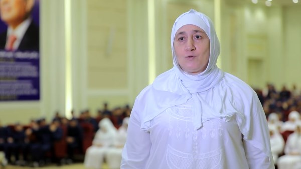 احدى الحاصلات على عفو رئاسى