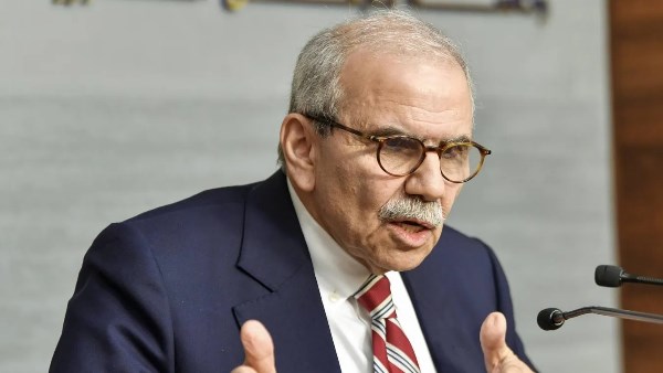 نواف سلام