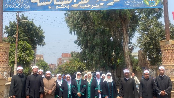 جانب من الزيارة 