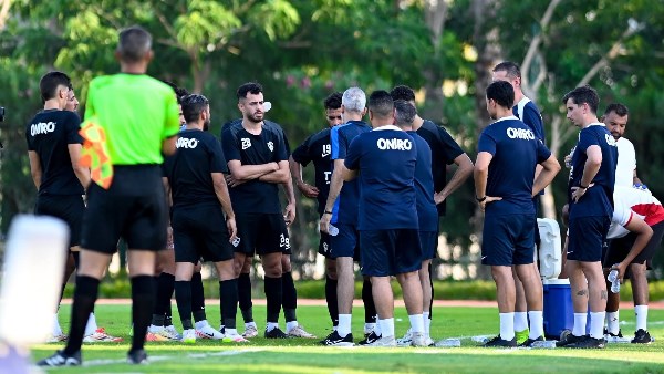 الزمالك يرفع الأحمال البدنية في معسكر العاصمة الإدارية