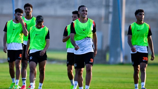 الزمالك يؤدي مرانًا خفيفًا استعدادًا لودية غزل المحلة