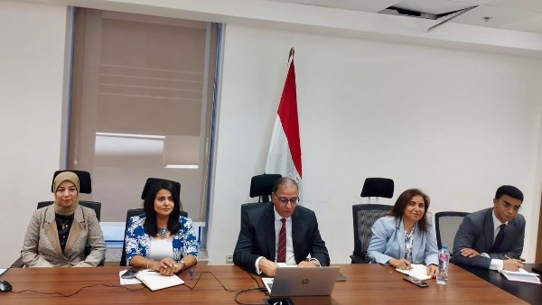 نائب وزير الخارجية والهجرة يعقد سلسلة من الاجتماعات مع الهيئة الوطنية للانتخابات 