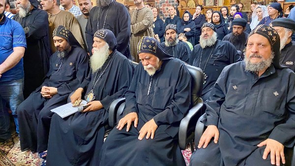 الأباء الرهبان 