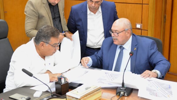محافظ الدقهلية يناقش آخر مستجدات إنشاء موقف جديلة الحضاري