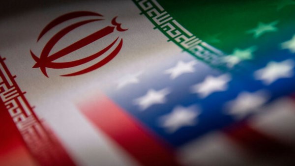 إيران تعلن عن تلقيها طلبًا أمريكيُا بعودة المفاوضات