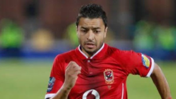 باسم علي لاعب الأهلي والمقاولون يعلن اعتزاله كرة القدم