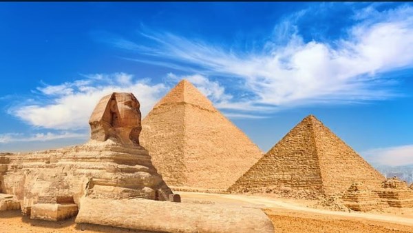 الأهرمات