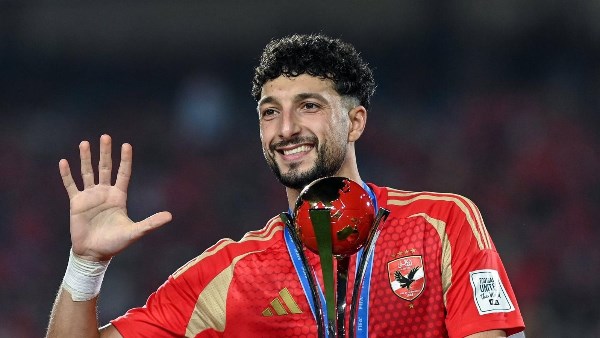 صفقة عالمية جديدة للأهلي.. التفاصيل المالية لعقد بيع وسام أبوعلي إلى كولومبوس كرو