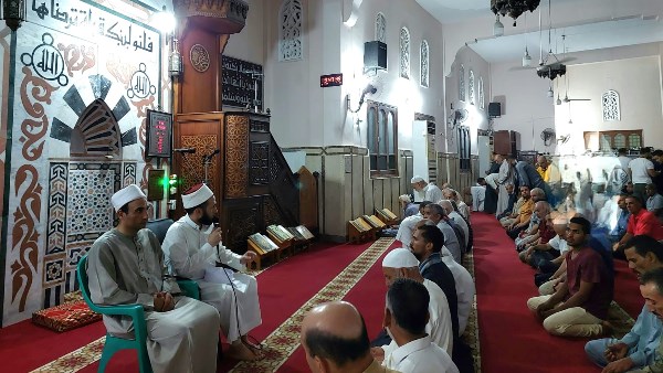 وزارة الأوقاف تكرم ٤٠ إمامًا من مديرية القليوبية بعد اجتيازهم دورة تدريبية مكثفة