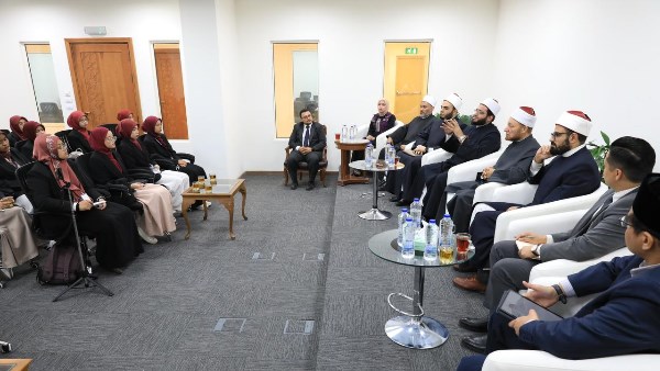 دار الإفتاء المصرية تستقبل وفدًا ماليزيًا لبحث آفاق الشراكة في مجالات التدريب والإفتاء وتبادل الخبرات العلمية