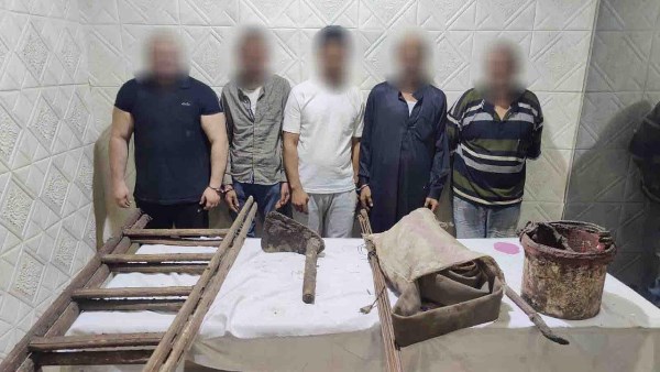 المتهمون 